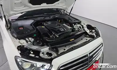 Mercedes-Benz E-Class 2021 2.0 гидро в Москве № 1147723, миниатюра 6