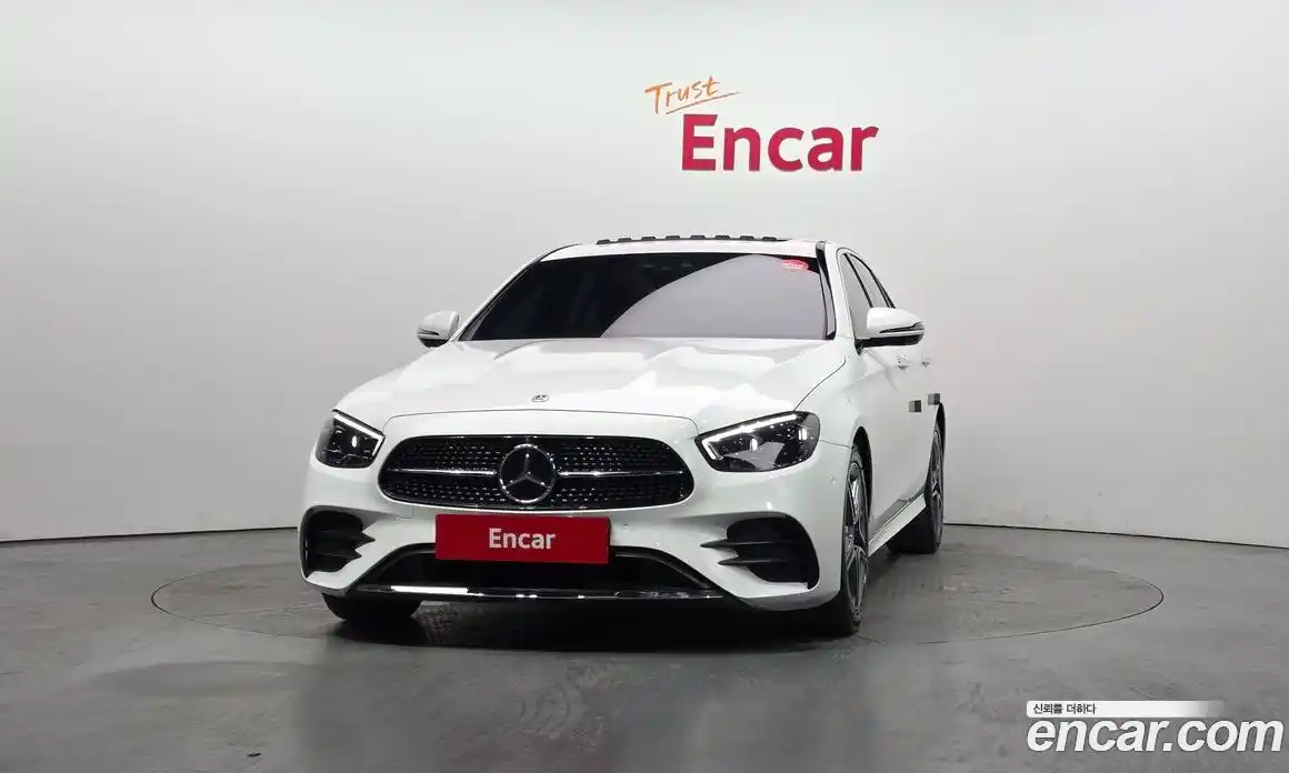 Mercedes-Benz E-Class 2023 2.0 Автомат в Москве № 1148011, фото 3