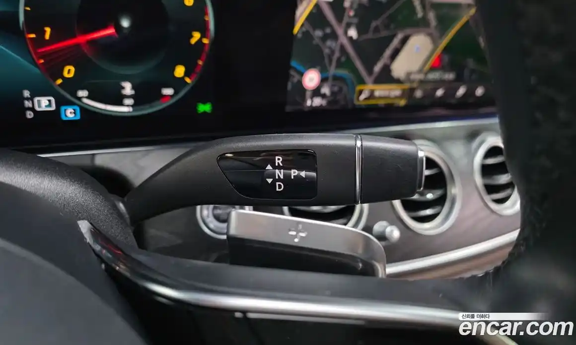 Mercedes-Benz E-Class 2023 2.0 Автомат в Москве № 1148011, фото 9