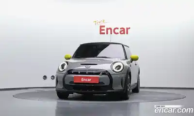 Mini Cooper 2022 гидро в Москве № 1149620, миниатюра 3