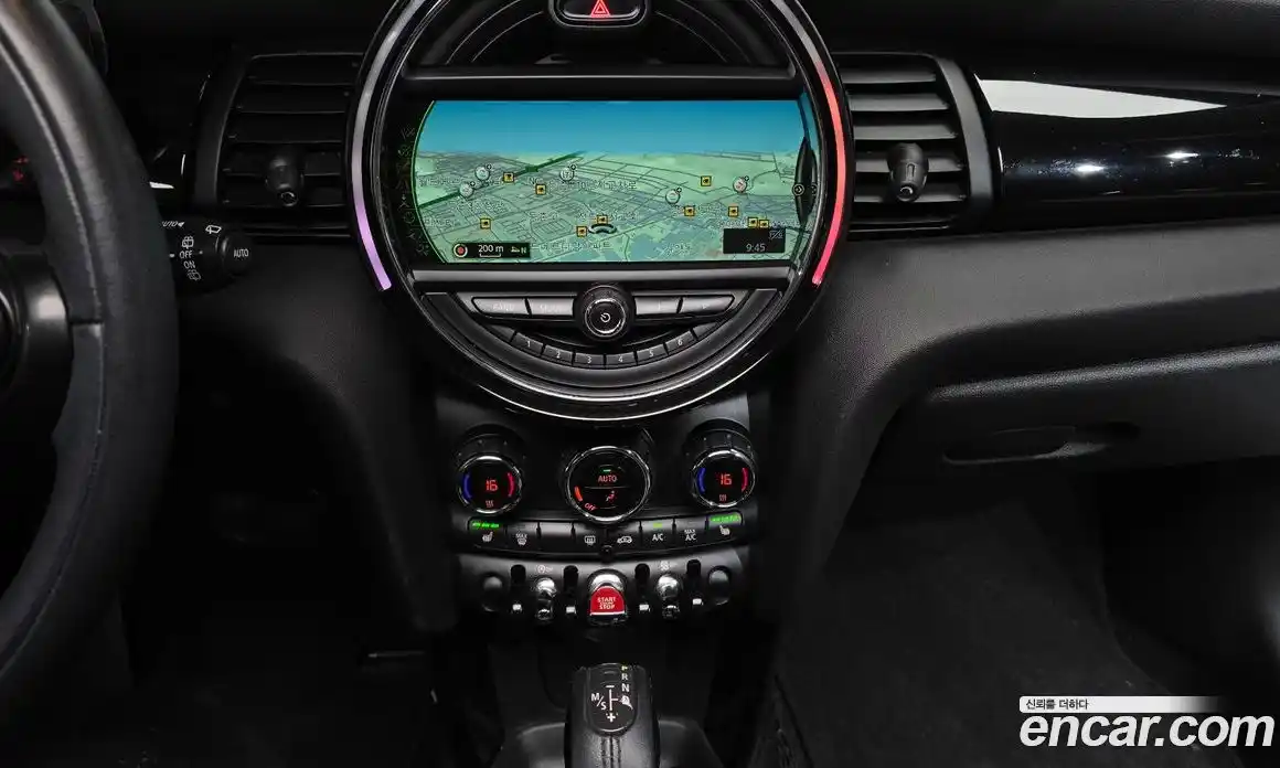 Mini Cooper 2017 1.5 гидро в Москве № 1149858, фото 14
