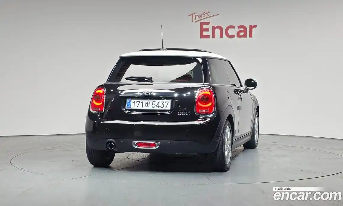 Mini Cooper 2017 1.5 гидро в Москве № 1149858, фото 3