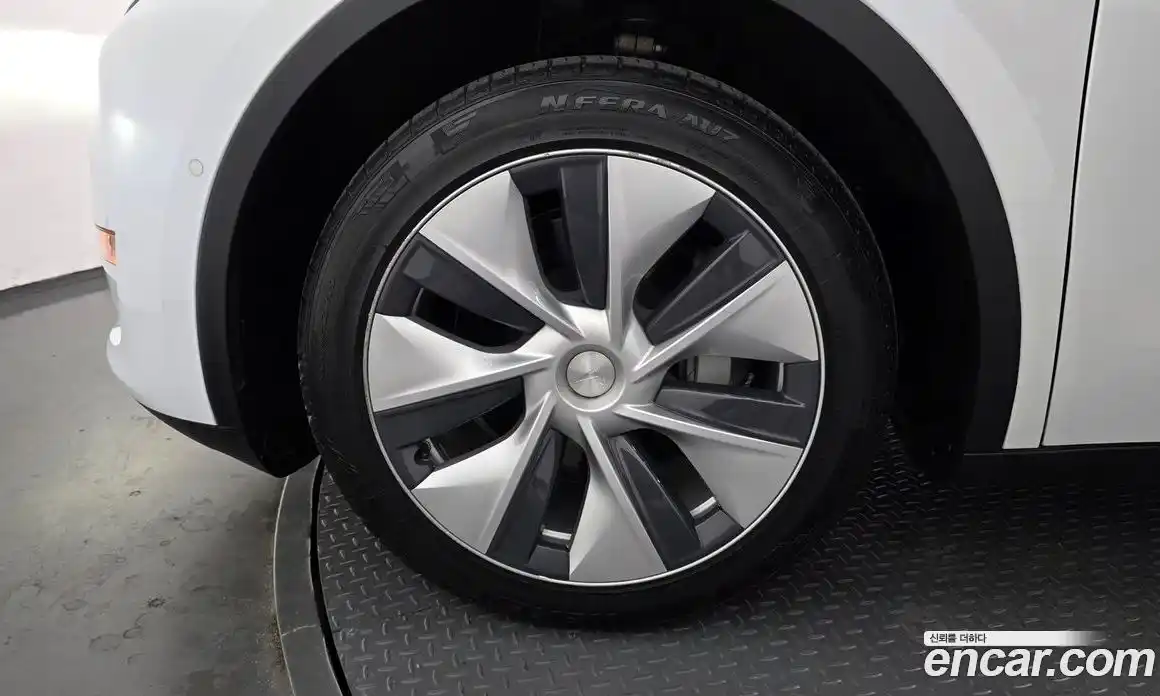 Tesla Model Y 2021 0.2 гидро в Москве № 1150451, фото 5