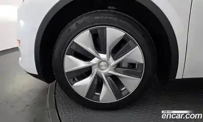 Tesla Model Y 2021 0.2 гидро в Москве № 1150451, миниатюра 5