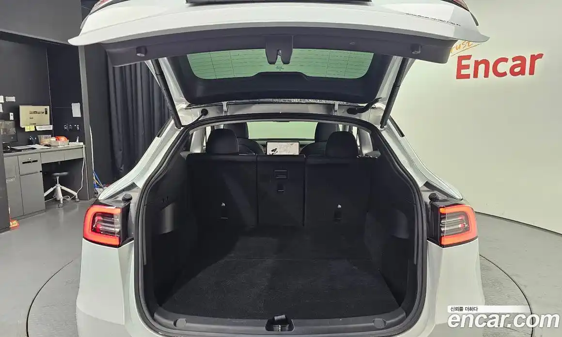 Tesla Model Y 2021 0.2 гидро в Москве № 1150548, фото 20