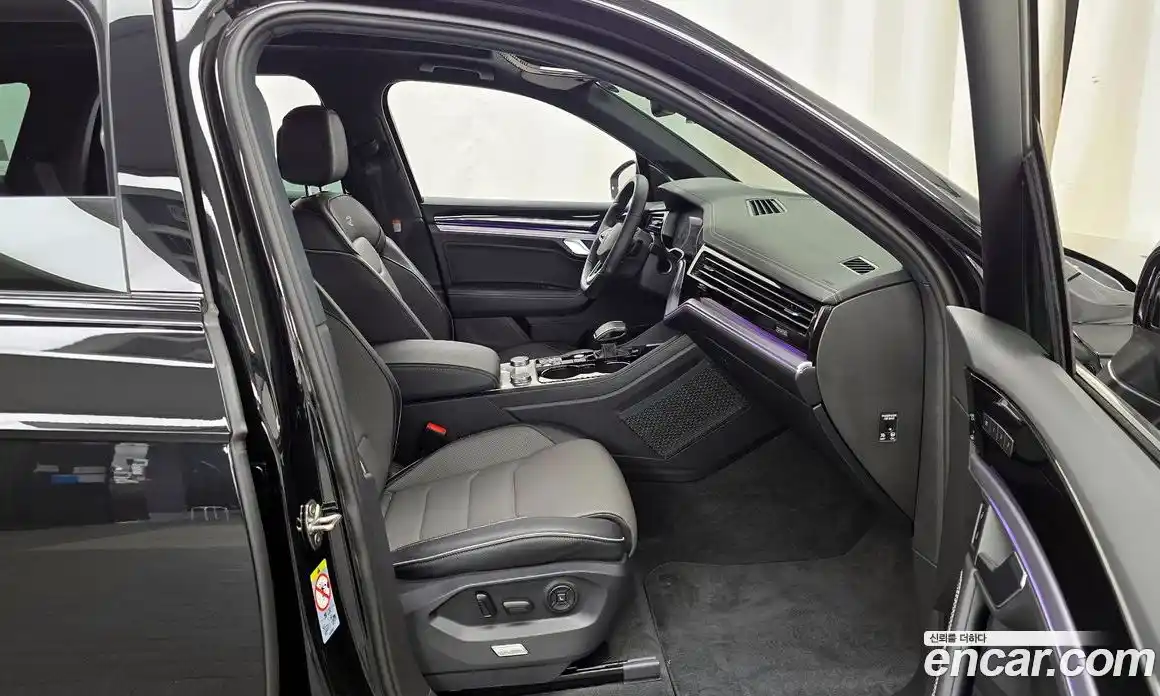 Volkswagen Touareg 2023 3.0 гидро в Москве № 1151009, фото 11