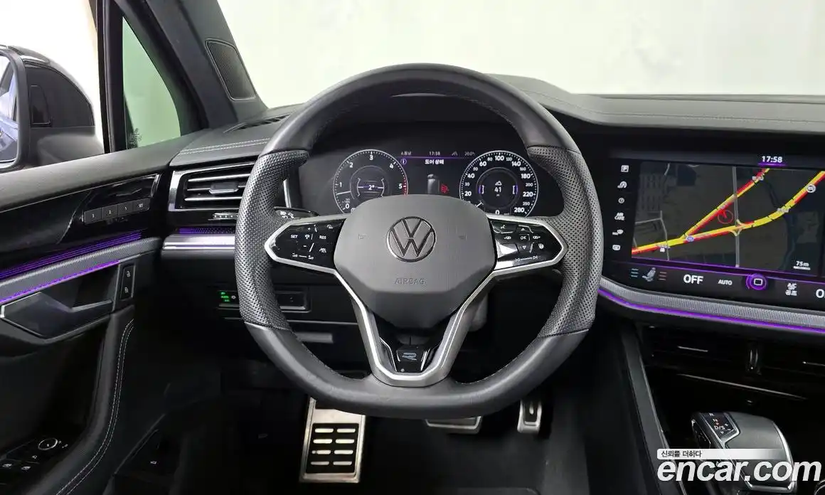 Volkswagen Touareg 2023 3.0 гидро в Москве № 1151009, фото 13