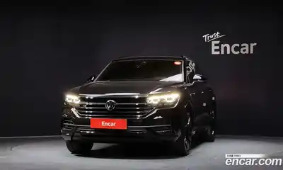 Volkswagen Touareg 2023 3.0 гидро в Москве № 1151009, миниатюра 3