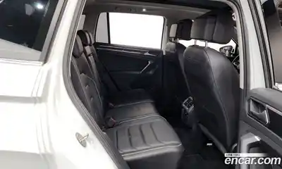 Volkswagen Tiguan 2022 2.0 гидро в Москве № 1151204, миниатюра 12