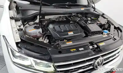 Volkswagen Tiguan 2022 2.0 гидро в Москве № 1151204, миниатюра 6
