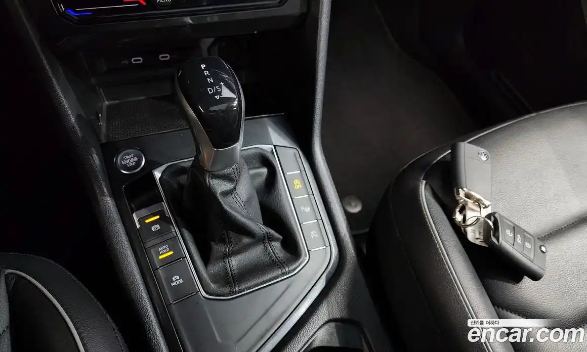 Volkswagen Tiguan 2022 2.0 гидро в Москве № 1151204, фото 9