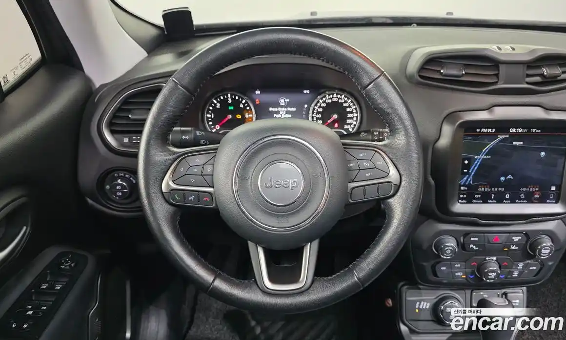Jeep Renegade 2018 2.0 гидро в Москве № 1151566, фото 13