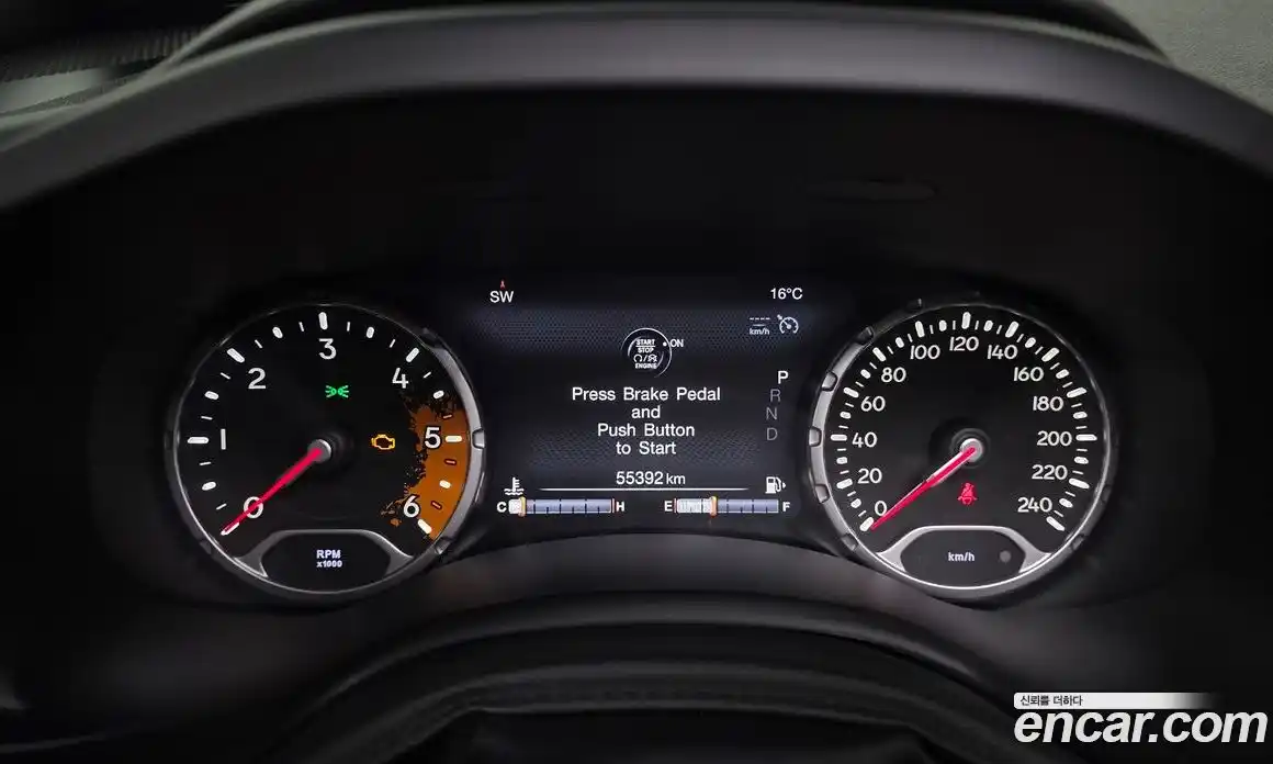 Jeep Renegade 2018 2.0 гидро в Москве № 1151566, фото 8