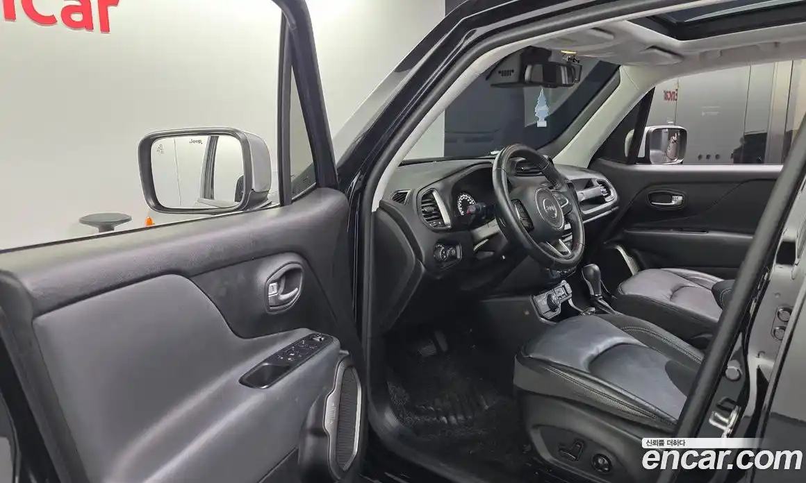 Jeep Renegade 2018 2.0 гидро в Москве № 1151566, фото 10