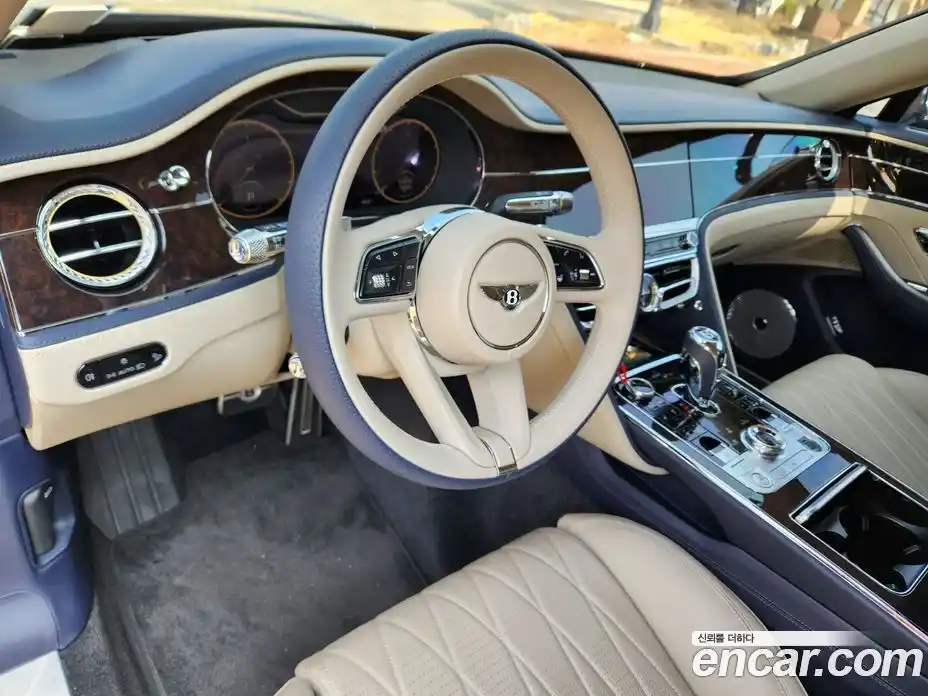 Bentley Flying Spur 2022 4.0 гидро в Москве № 1151585, фото 7