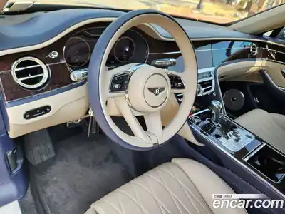 Bentley Flying Spur 2022 4.0 гидро в Москве № 1151585, миниатюра 7