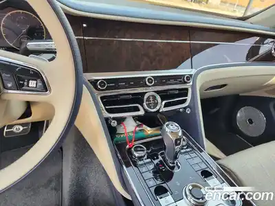 Bentley Flying Spur 2022 4.0 гидро в Москве № 1151585, миниатюра 8