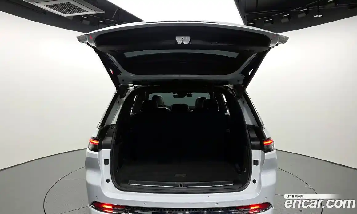 Jeep Cherokee 2022 3.6 гидро в Москве № 1151595, фото 20