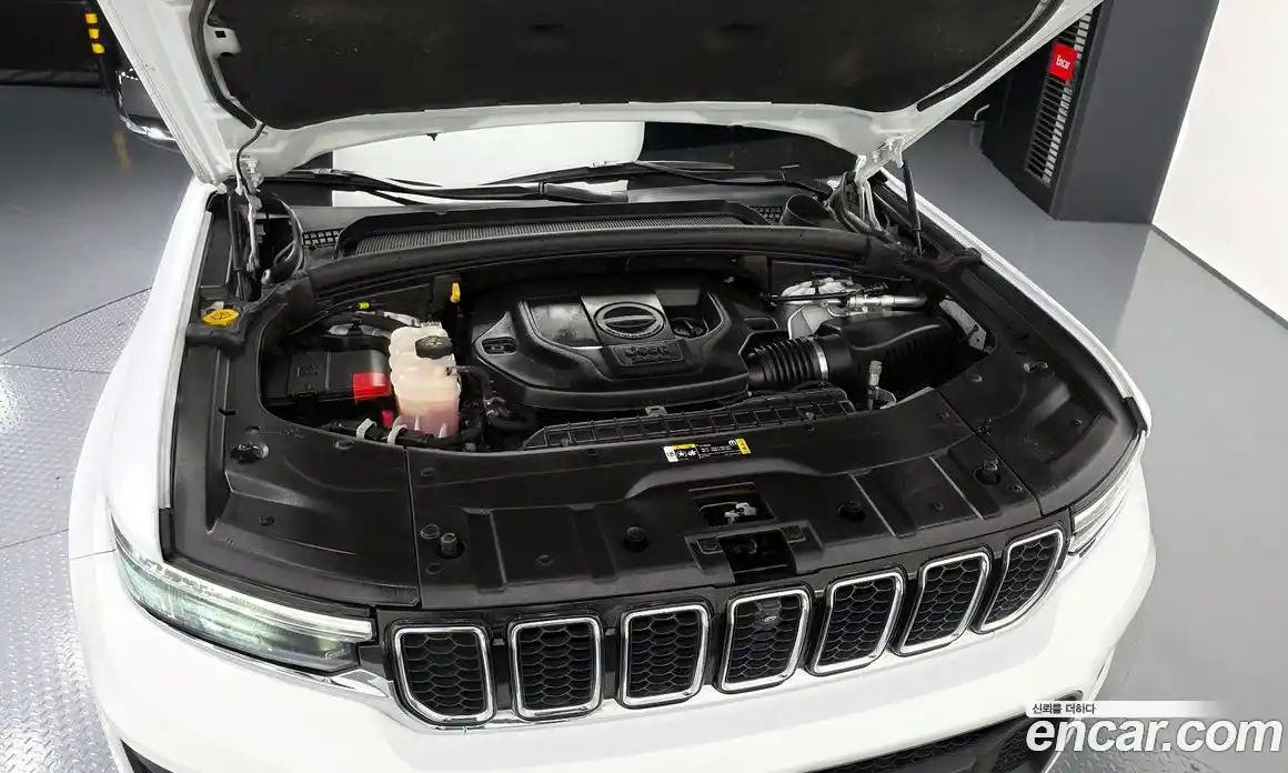 Jeep Cherokee 2022 3.6 гидро в Москве № 1151595, фото 6