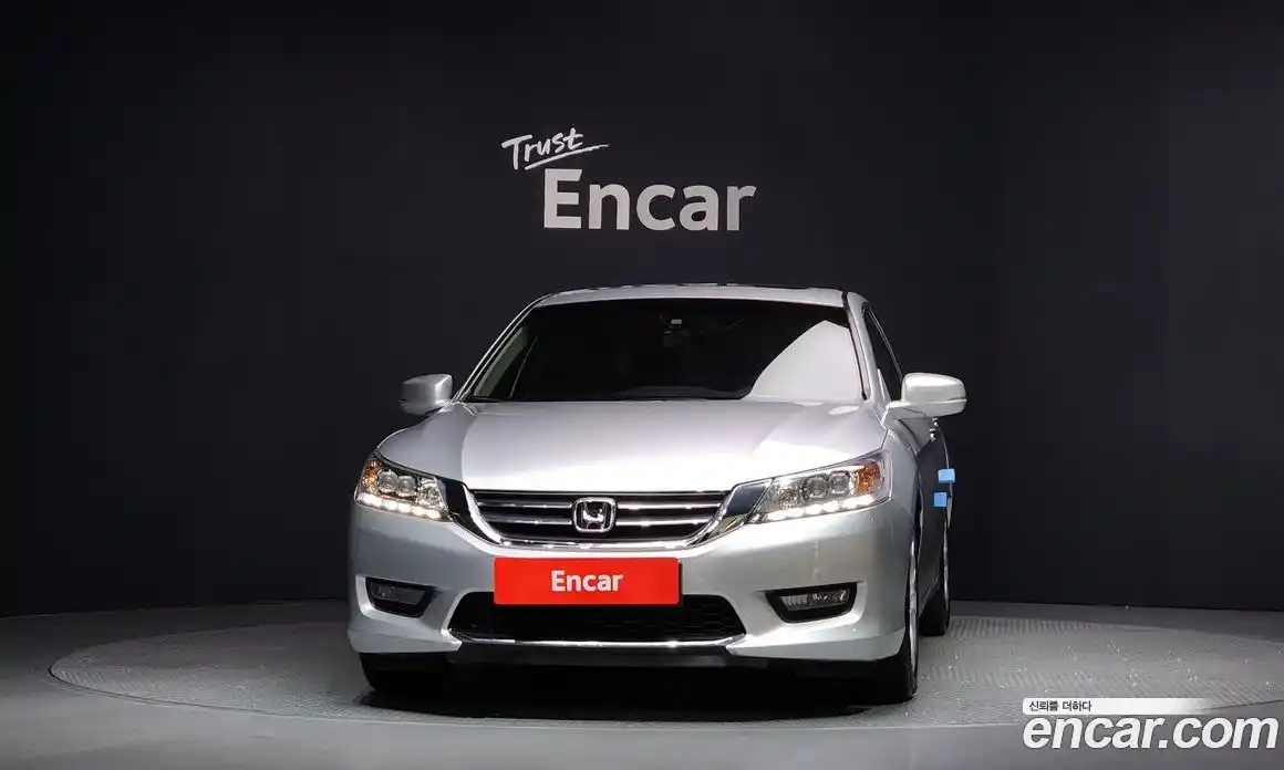 Honda Accord 2015 2.4 гидро в Москве № 1151900, фото 3