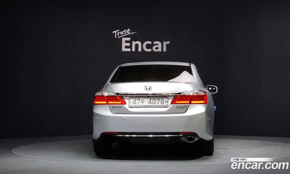 Honda Accord 2015 2.4 гидро в Москве № 1151900, фото 4