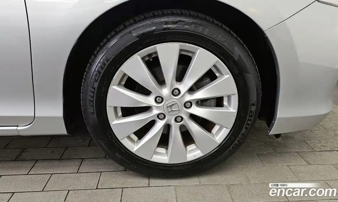 Honda Accord 2015 2.4 гидро в Москве № 1151900, фото 5