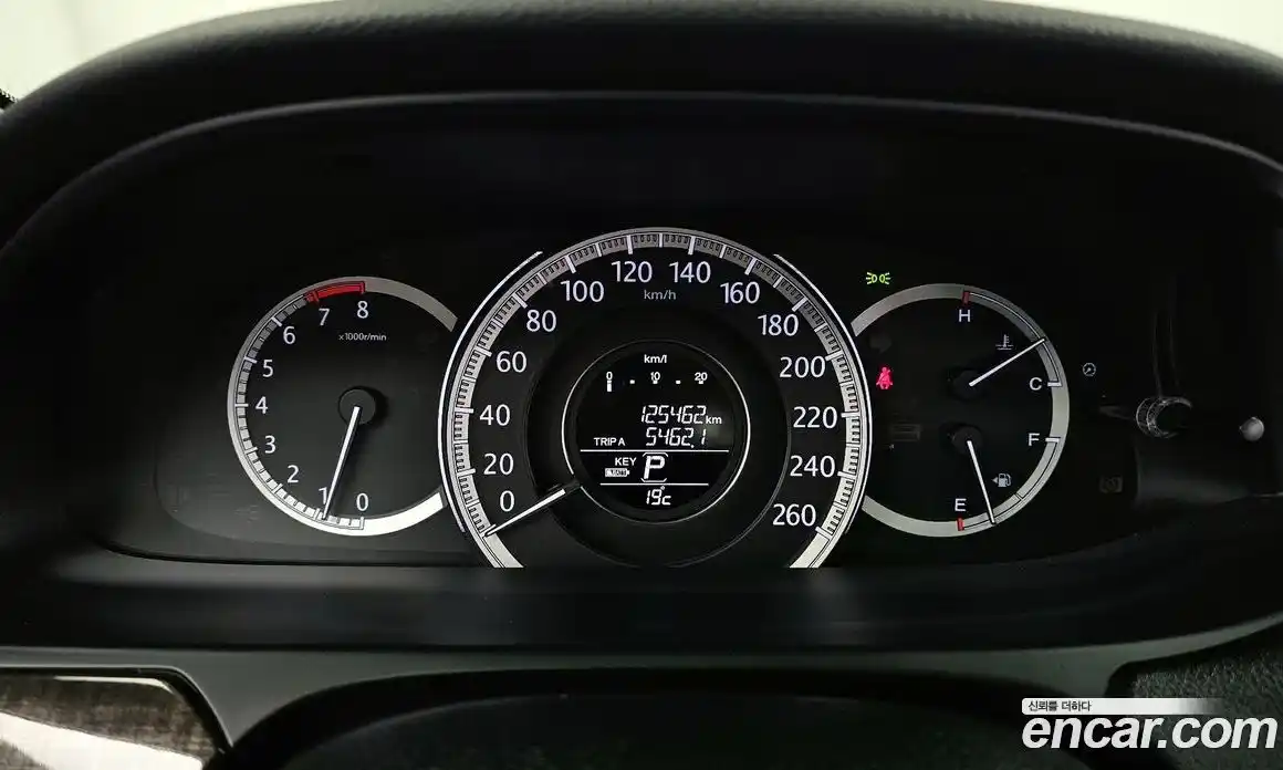 Honda Accord 2015 2.4 гидро в Москве № 1151900, фото 8