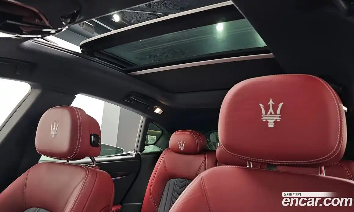 Maserati Levante 2018 3.0 гидро в Москве № 1152428, фото 17