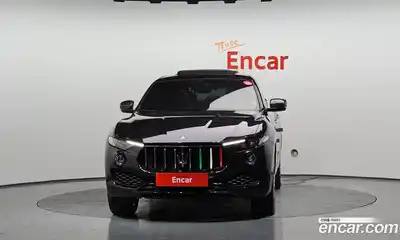 Maserati Levante 2018 3.0 гидро в Москве № 1152428, миниатюра 3