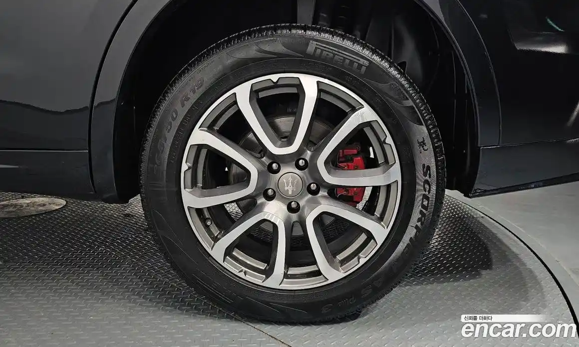 Maserati Levante 2018 3.0 гидро в Москве № 1152428, фото 5