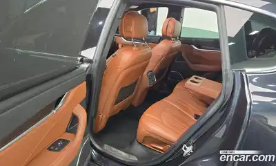 Maserati Levante 2017 3.0 гидро в Москве № 1152434, миниатюра 11