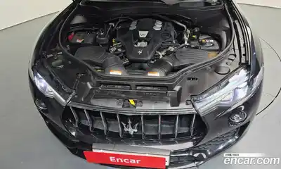 Maserati Levante 2017 3.0 гидро в Москве № 1152434, миниатюра 6