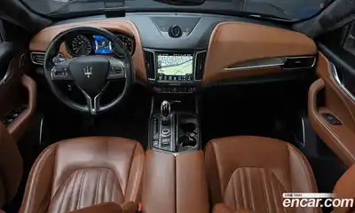 Maserati Levante 2017 3.0 гидро в Москве № 1152434, миниатюра 7
