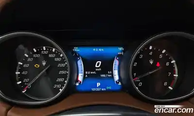 Maserati Levante 2017 3.0 гидро в Москве № 1152434, миниатюра 8
