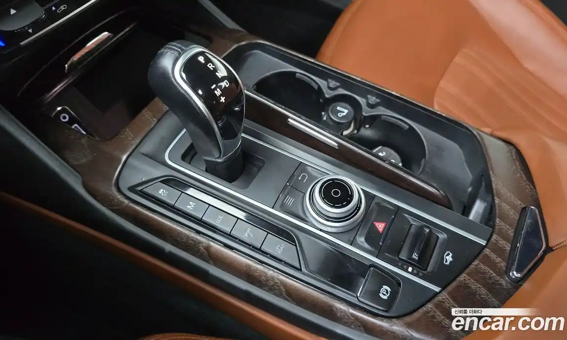 Maserati Levante 2017 3.0 гидро в Москве № 1152434, фото 9