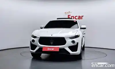 Maserati Levante 2019 3.0 гидро в Москве № 1152459, миниатюра 3