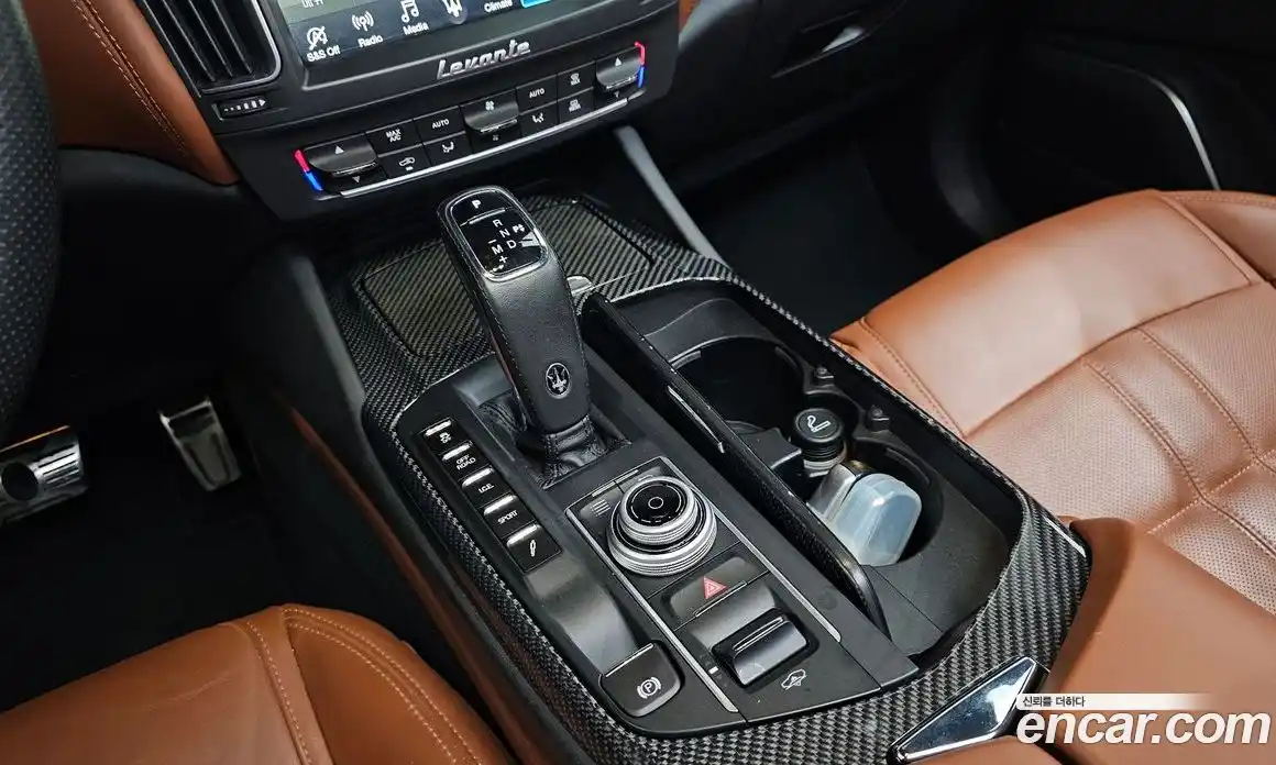 Maserati Levante 2019 3.0 гидро в Москве № 1152459, фото 9