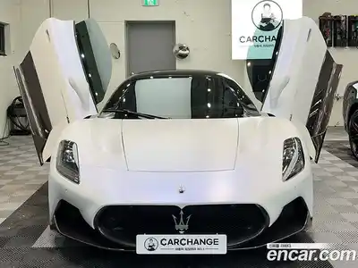 Maserati MC20 2022 3.0 гидро в Москве № 1152476, миниатюра 3