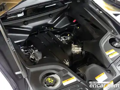 Maserati MC20 2022 3.0 гидро в Москве № 1152476, миниатюра 6