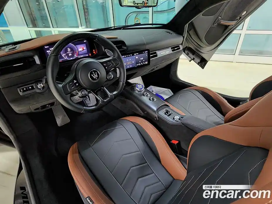 Maserati MC20 2022 3.0 гидро в Москве № 1152476, фото 7