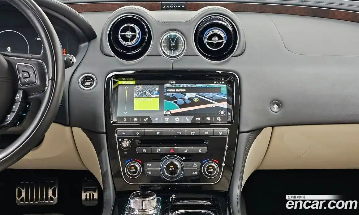 Jaguar XJ 2018 3.0 гидро в Москве № 1152532, фото 19