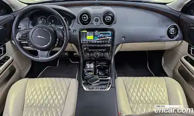 Jaguar XJ 2018 3.0 гидро в Москве № 1152532, миниатюра 7