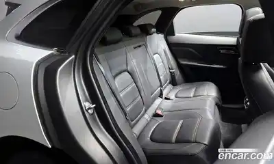 Jaguar F-Pace 2019 2.0 гидро в Москве № 1152539, миниатюра 12
