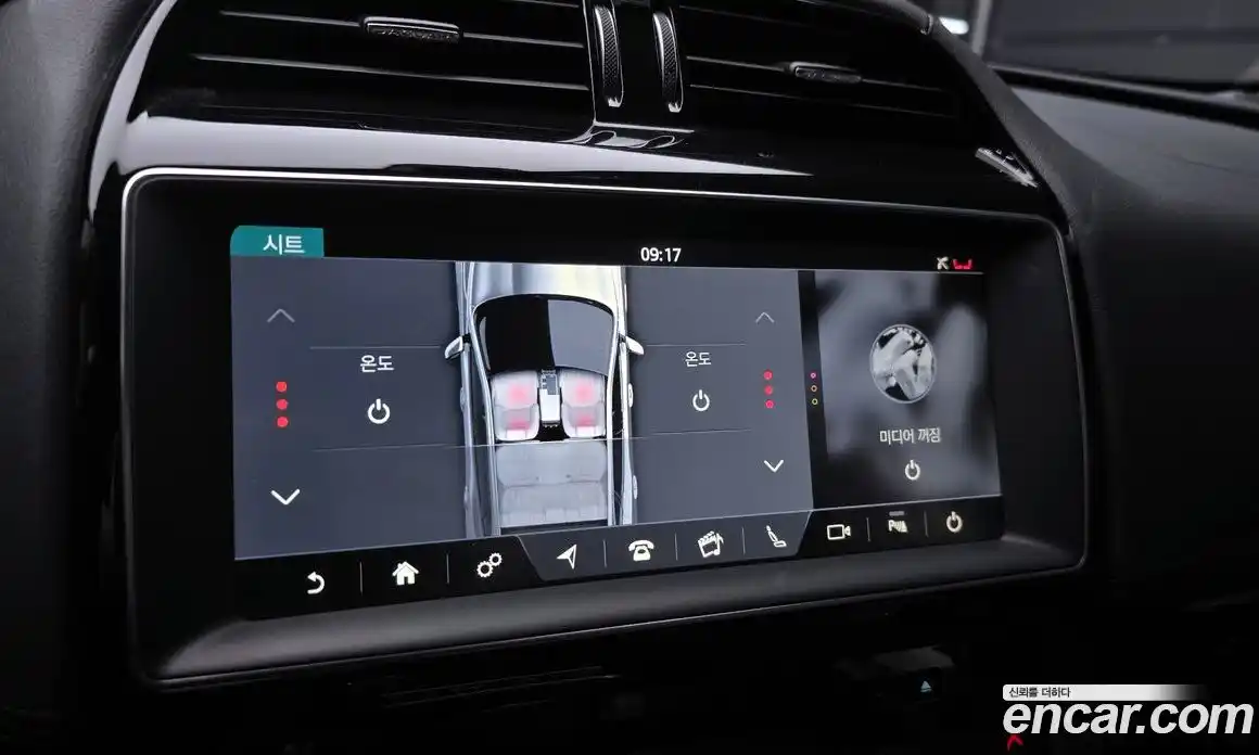 Jaguar F-Pace 2019 2.0 гидро в Москве № 1152539, фото 15