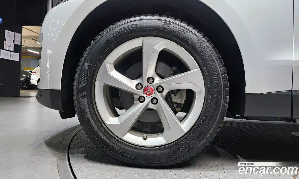 Jaguar F-Pace 2019 2.0 гидро в Москве № 1152539, фото 5