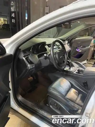 Jaguar E-Pace 2019 2.0 гидро в Москве № 1152596, миниатюра 11
