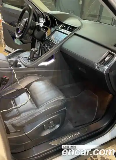 Jaguar E-Pace 2019 2.0 гидро в Москве № 1152596, миниатюра 8