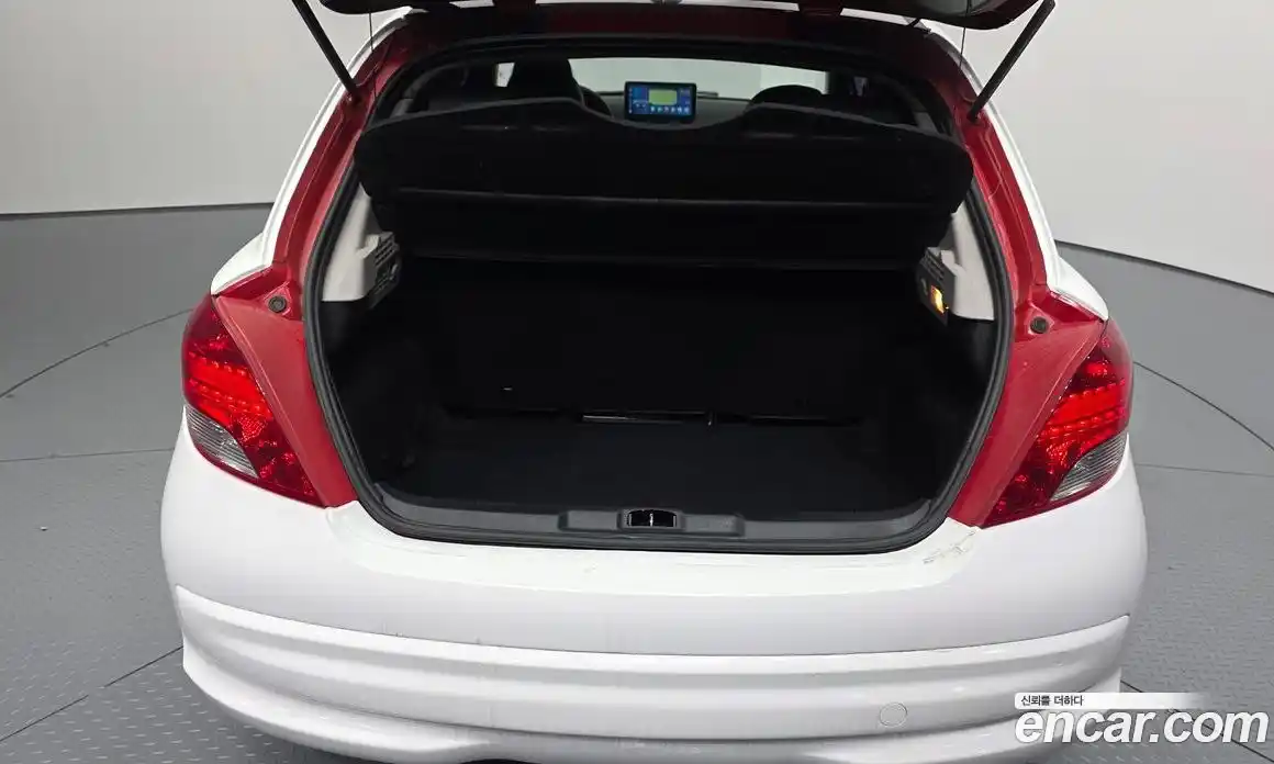 Peugeot 207 2011 1.6 гидро в Москве № 1152822, фото 20