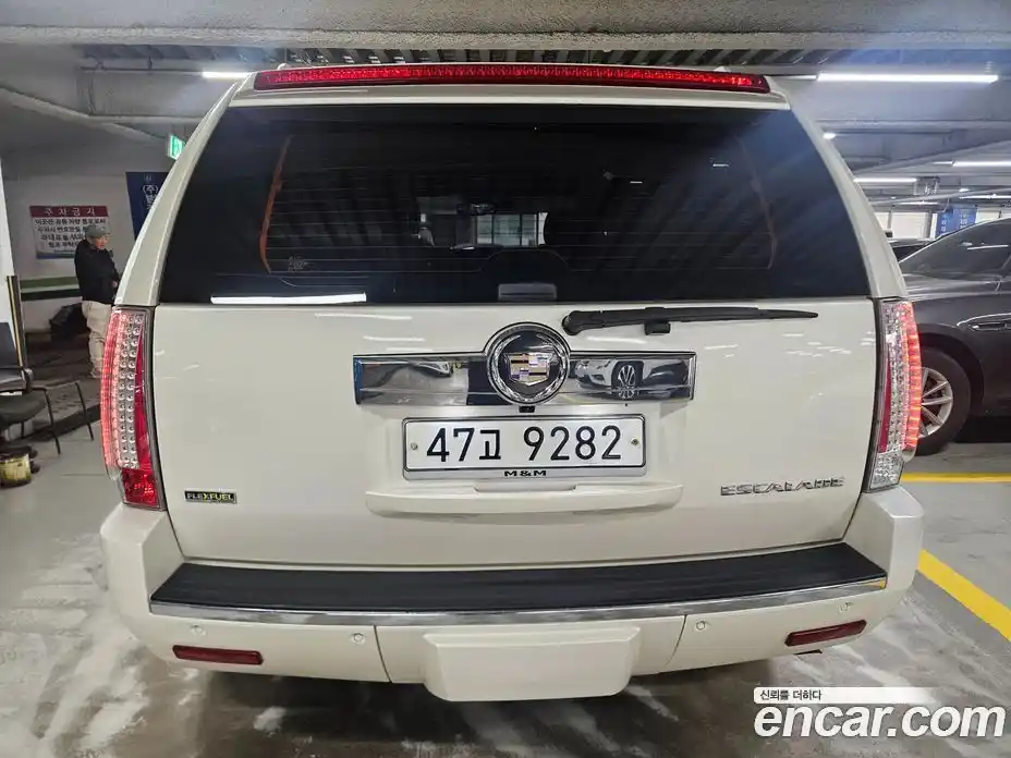 Cadillac Escalade 2009 6.2 гидро в Москве № 1152917, фото 4