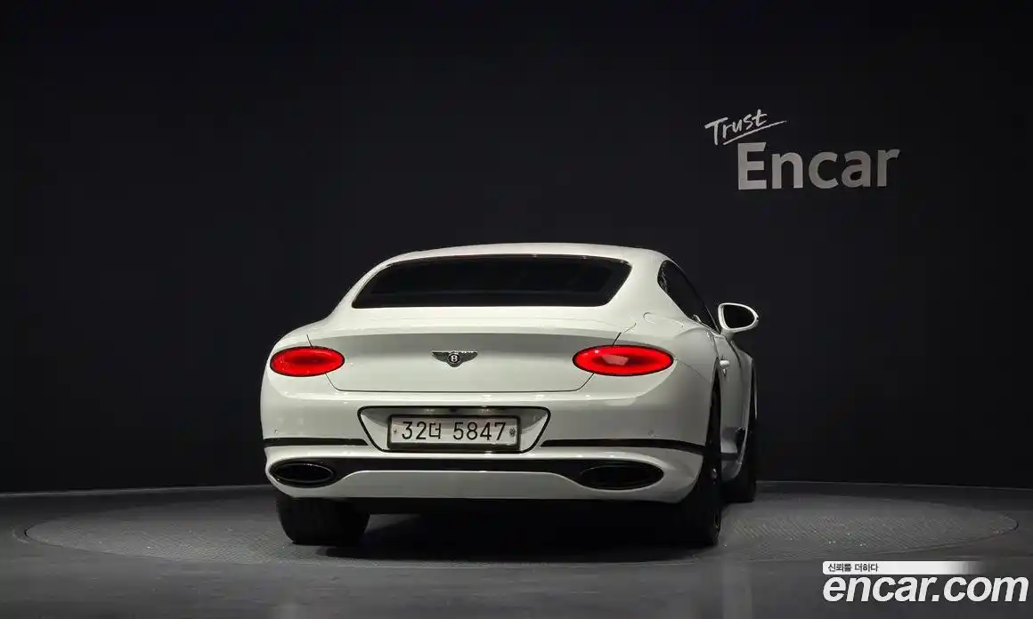 Bentley Continental 2019 6.0 гидро в Москве № 1152927, фото 4